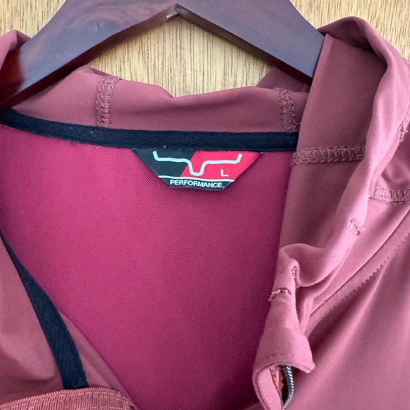 Kimes Ranch Women's lightweight Jacket in Burnt Orange or Rust - Picture 4 of 5